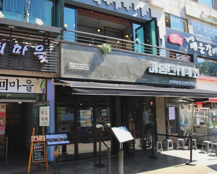 Dustin Guesthouse Hostel