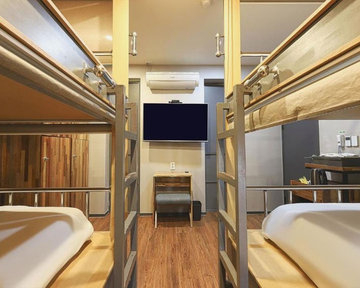 Hotel Gray