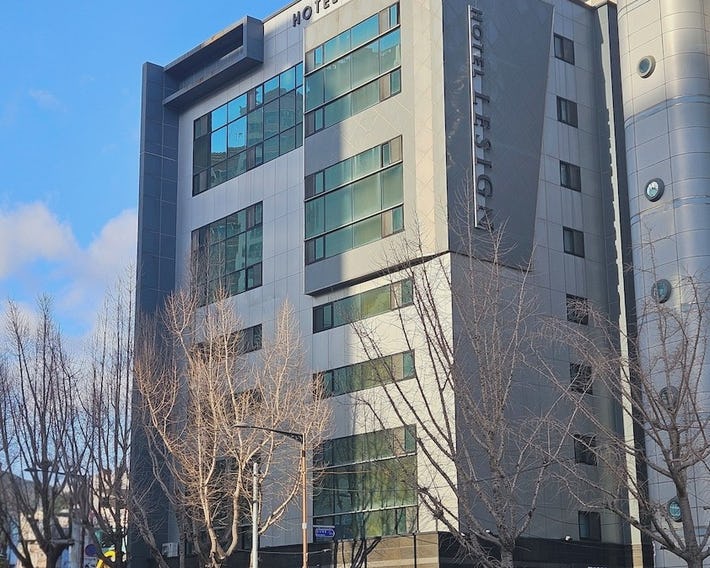 V Hotel Nampo