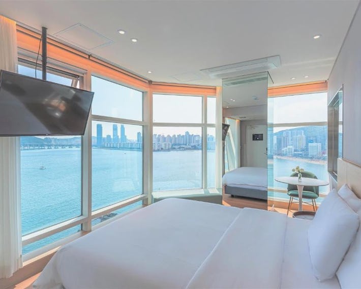 Hotel Marine view