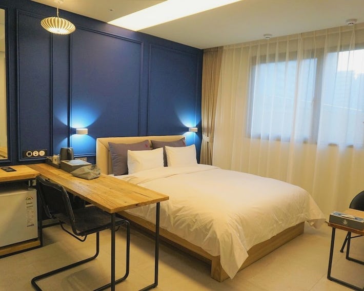 Yeoubi Hotel