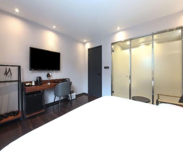 Radiance Hotel