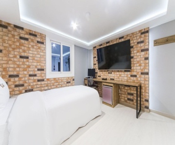 Gimhae Eobang-Dong Suite Hotel
