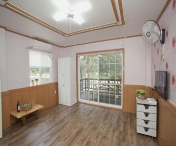 Miryang Mirinae Pension