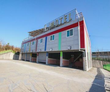 Sacheon L Self Check In Motel