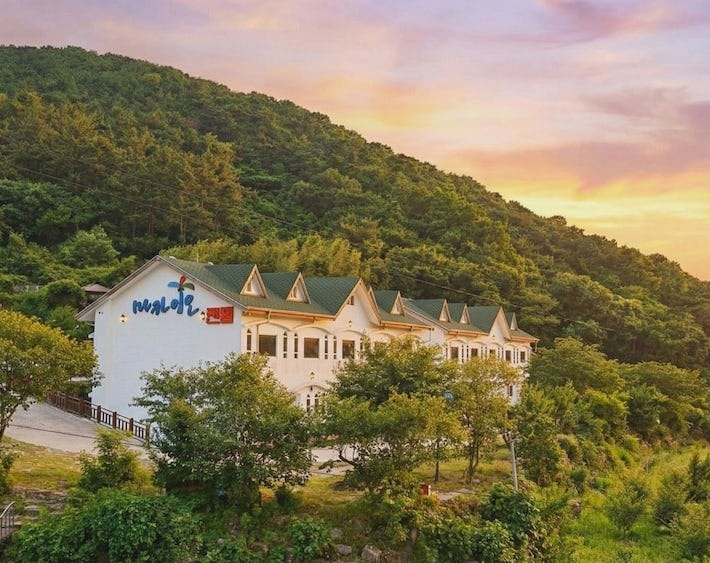 Macaio Pension