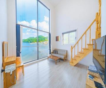 Tongyeong By the Sea Spa Pension