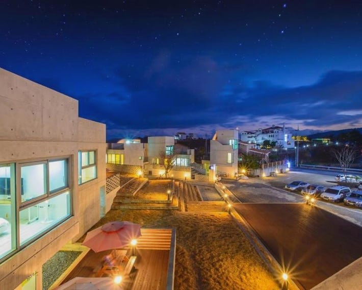Tongyeong Monofunny Pension