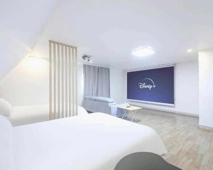 The Oakra Hotel