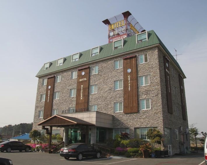Gunsan Western Hotel