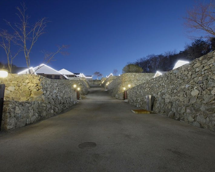JK Shim Hotel & Resort