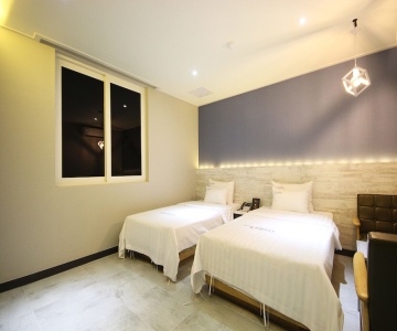 Muan Namak Oneul Hotel