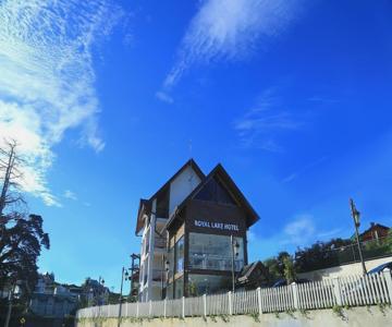 Royal Lake Hotel