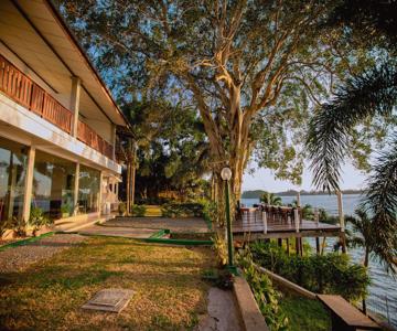 Lake Wind Hotel