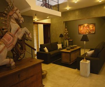 Halcyon House