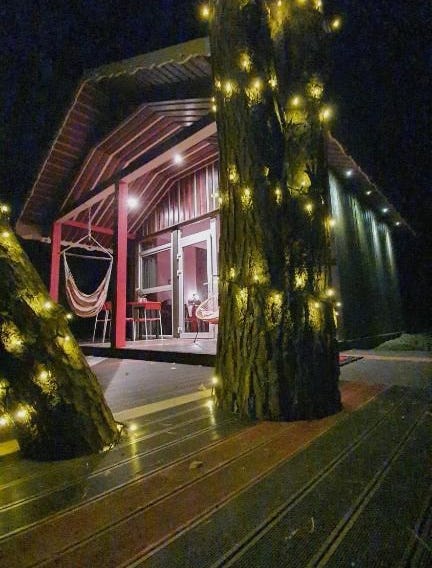 VIP Red Love house for 2