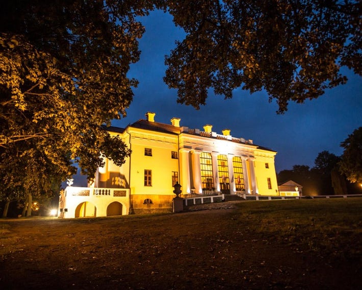 Pakruojis Manor Hotel Stadala