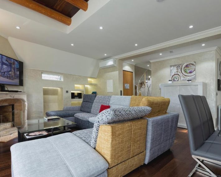 The Queen Luxury Apartments - Villa Vinicia