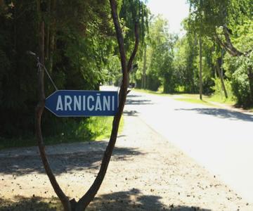Viesu Maja Arnicani