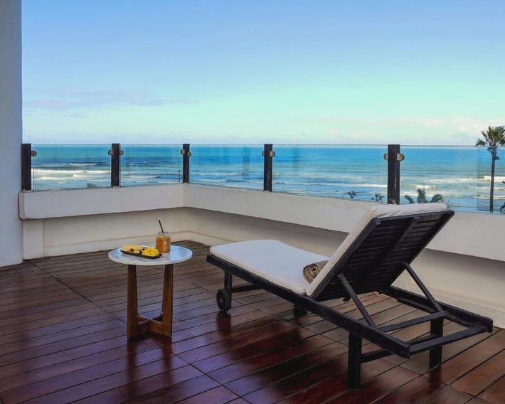 Villa Blanca Urban Hotel