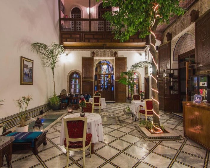 Riad Les Remparts De Fès