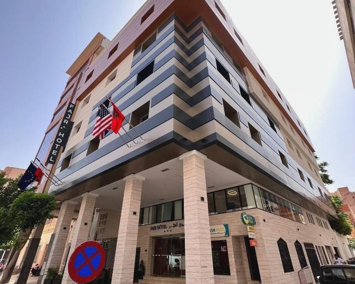 Fajr Hotel