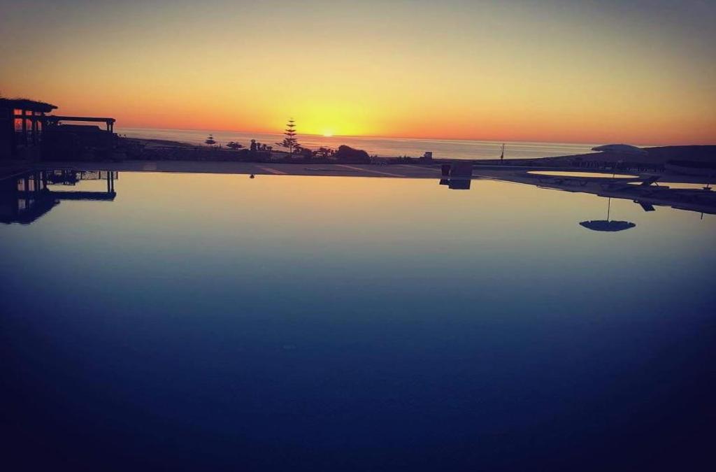 Mimid Beach Resort