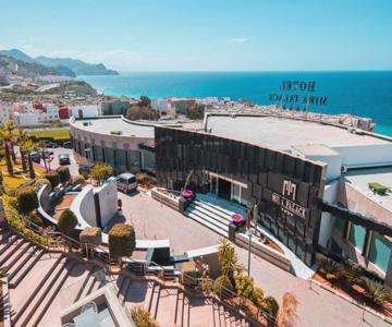 Mira Palace Hotel