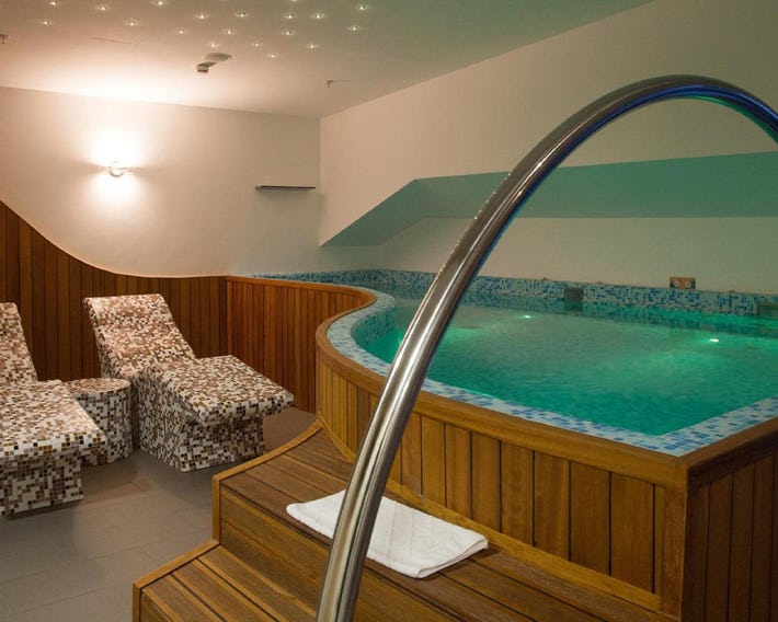 Aurel Hotel