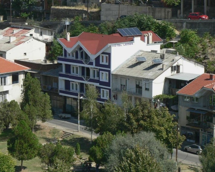 Hotel Leder