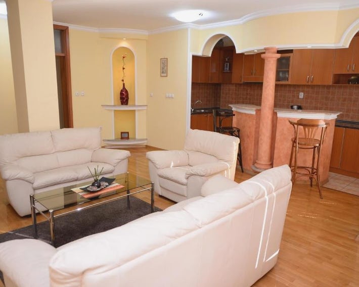 Exclusive Central Apartments