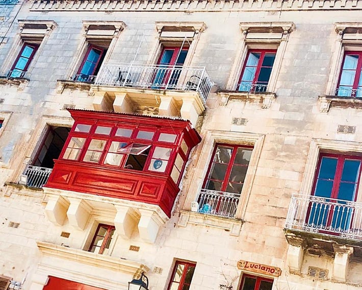 Luciano Valletta Boutique