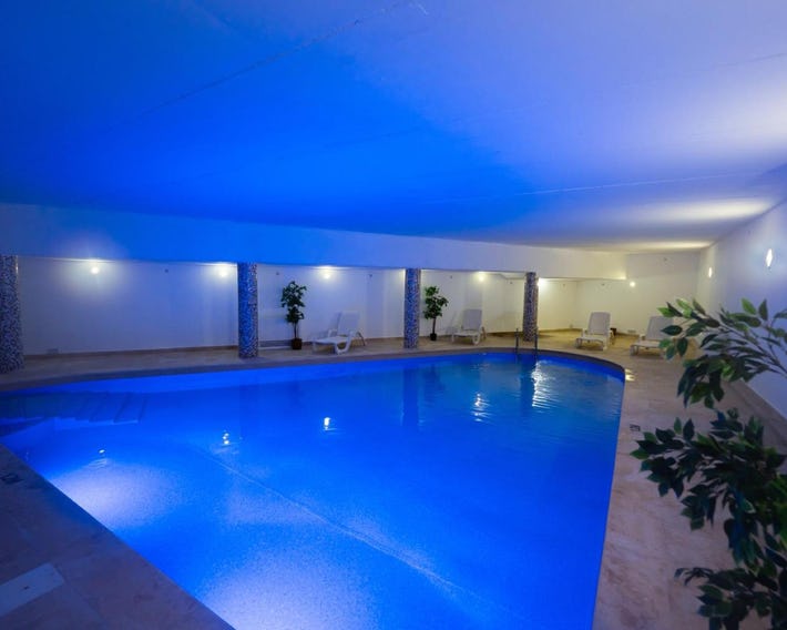 Primera Hotel
