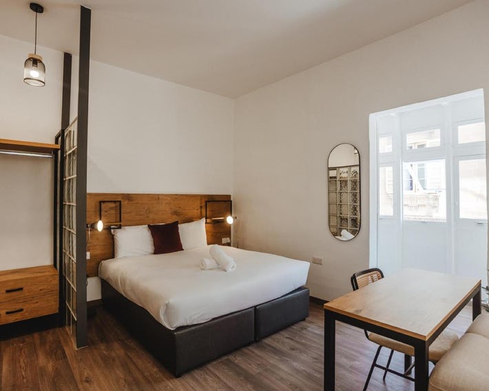 Hostel 94