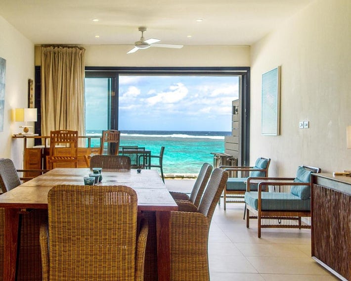 Coral Bay by Dream Escapes
