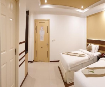 Le Vieux Nice Inn