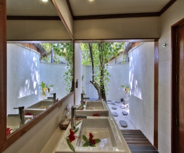 NAKAI Maayafushi Resort