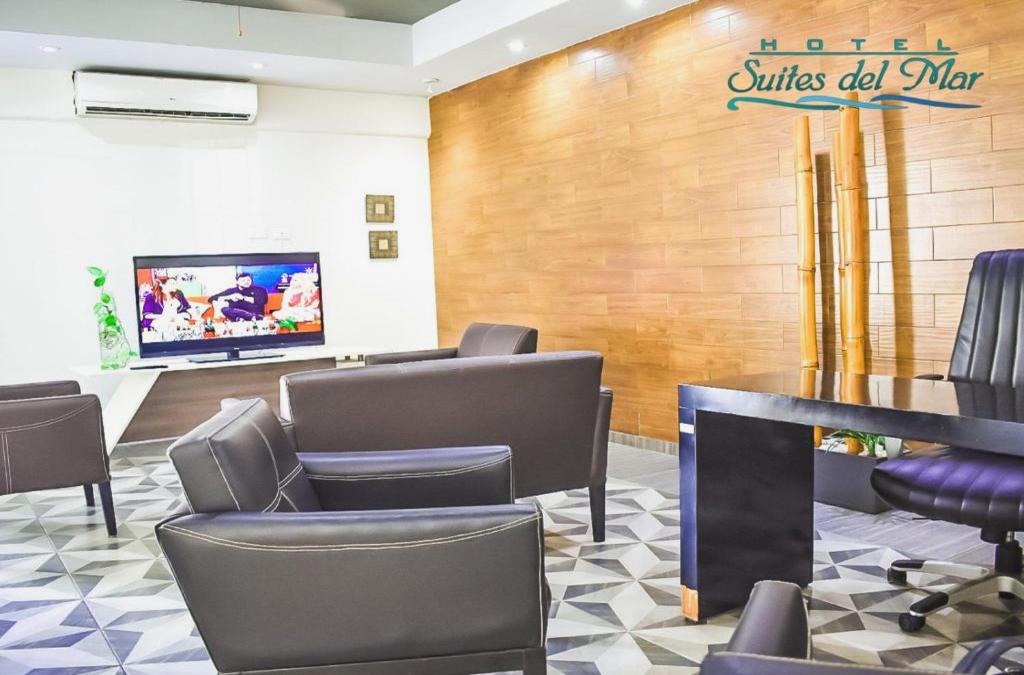 Suites Del Mar