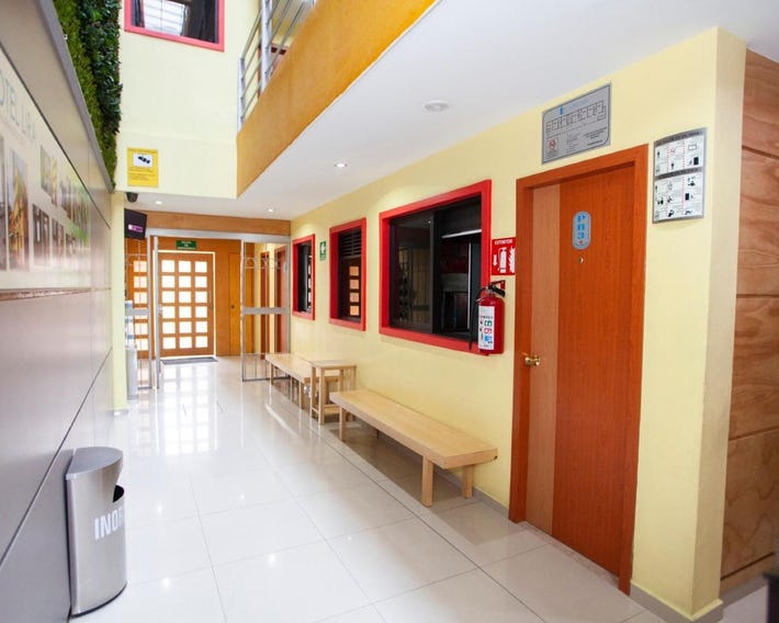 Hotel Lira - Sólo Adultos