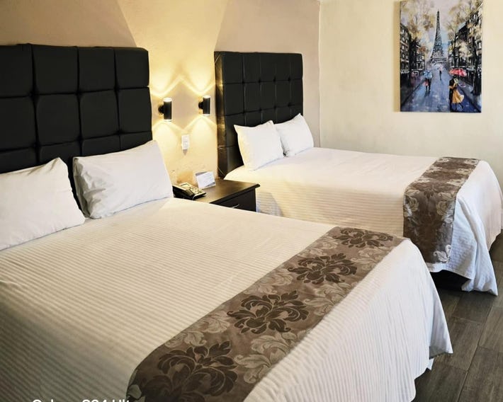 Hotel Express Inn