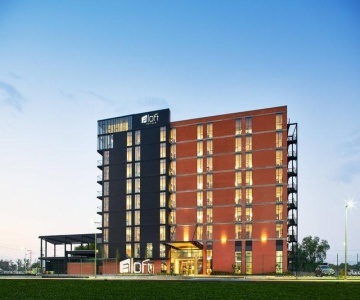 Aloft Celaya