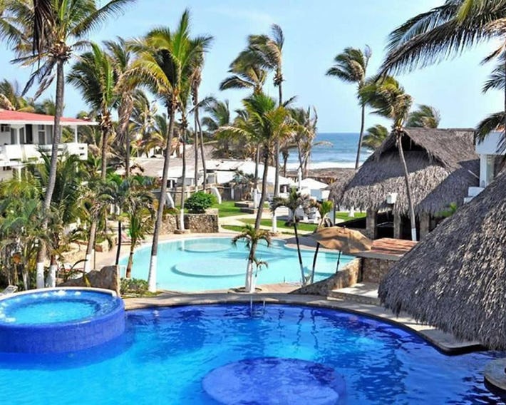 Mar Paraiso Queen