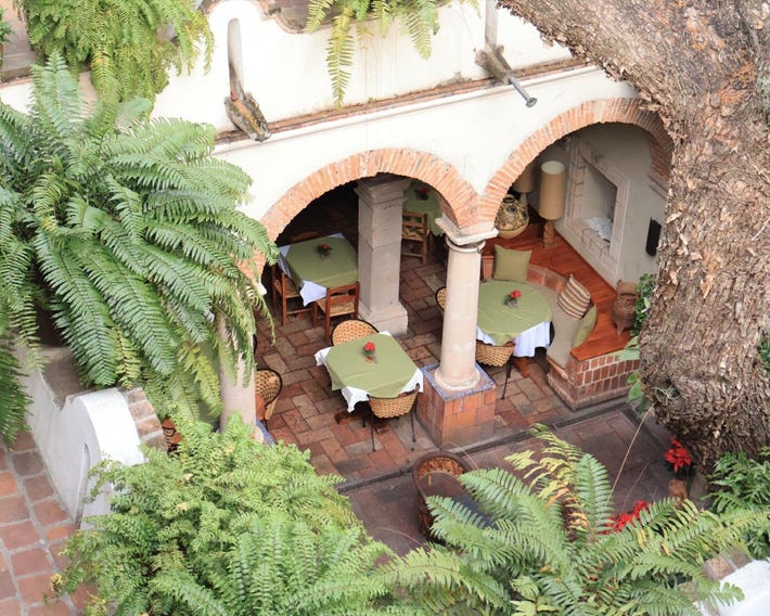 Hotel los Arcos