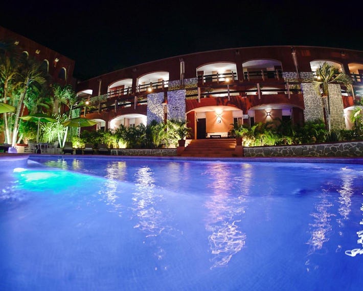 Hotel Zihua Caracol