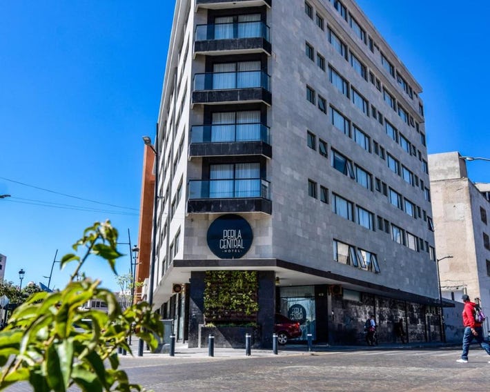 Hotel Perla Central