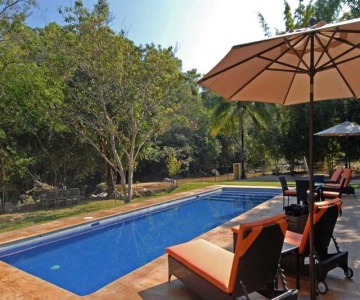 Villa Azalea Luxury B&B