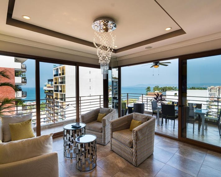 Pinnacle Resorts 220