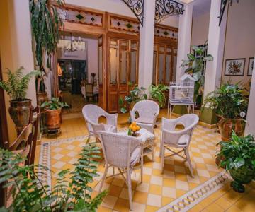 Grand Casa Naranjos, Hospedaje Alteño