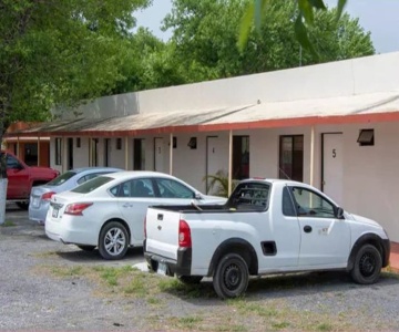 Hotel Contry