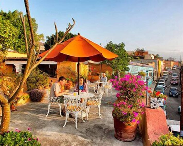 Hotel Azucenas